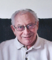 Kenneth Frank Bauer